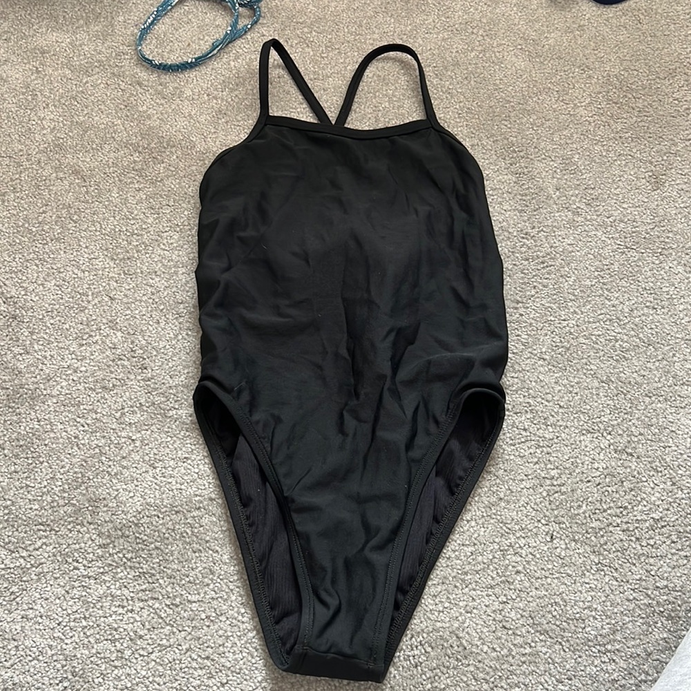 jolyn swimsuit! size 28 - in great condition!